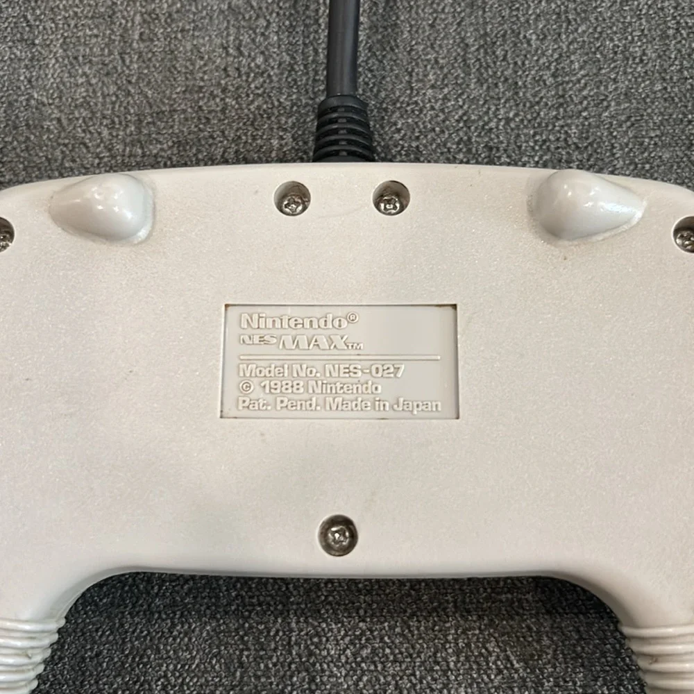 Nintendo Entertainment System - NES MAX Controller